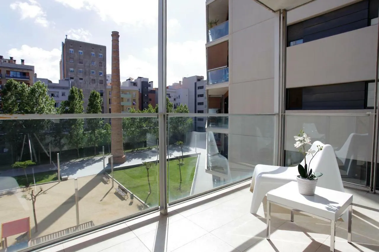 1214 - Two Bedrooms Ciutadella Apartment Barcelona
