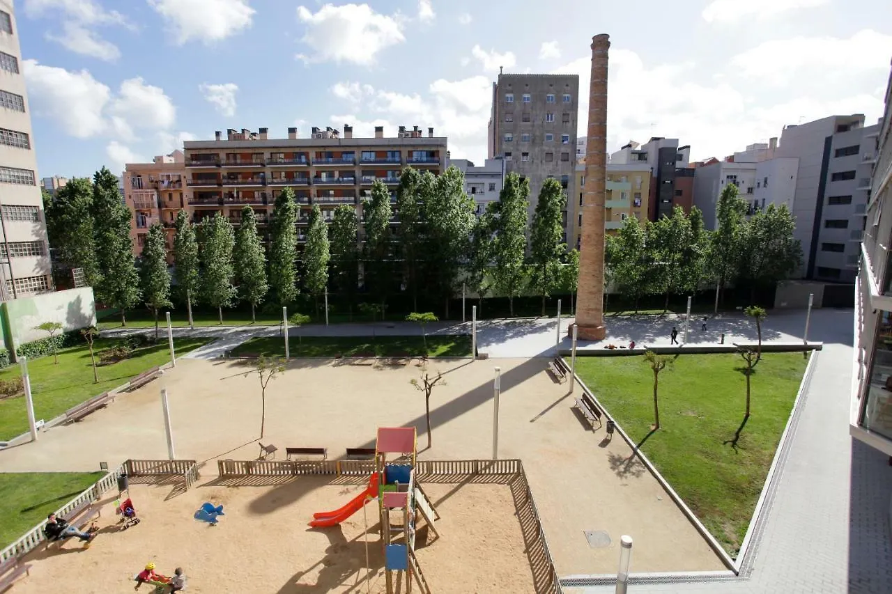 1214 - Two Bedrooms Ciutadella Apartment Barcelona 0*,  Spain